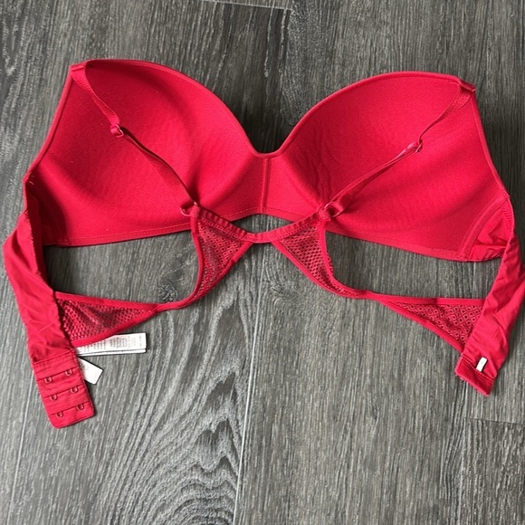 Sz36C Victoria’s Secret Vibrant Red Bra with Mesh Detail - Picture 3 of 6